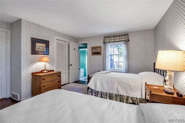 32 Saint Georges, Buffalo, NY 14222