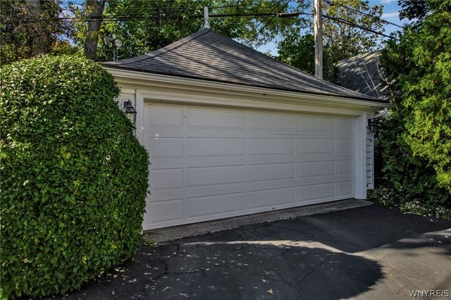 32 Saint Georges, Buffalo, NY 14222