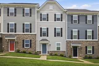 905 Mountain View Ct, Thompsons Station, TN 37179