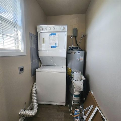 2014 Pinehurst Street, Lake Charles, LA 70601