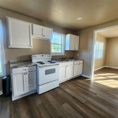 2014 Pinehurst Street, Lake Charles, LA 70601