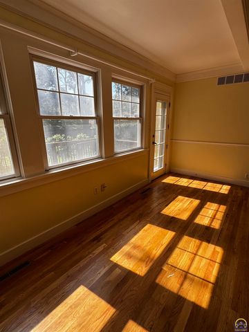 1427 Neosho St, Emporia, KS 66801