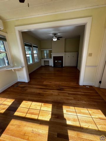 1427 Neosho St, Emporia, KS 66801