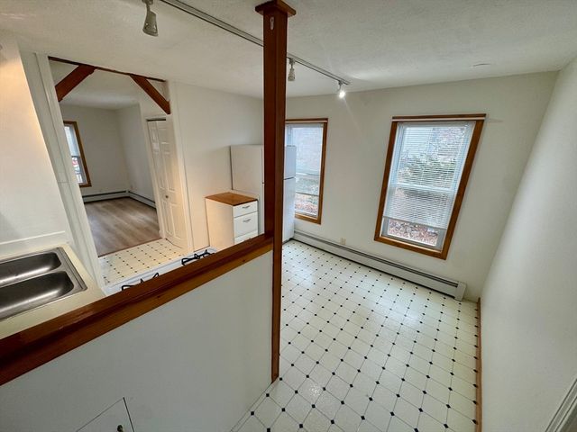 17 Hudson St 2, Marlborough, MA 01752