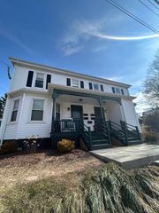 17 Hudson St 2, Marlborough, MA 01752