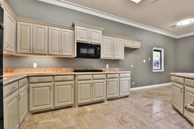 2622 Loyola Street, Lubbock, TX 79415