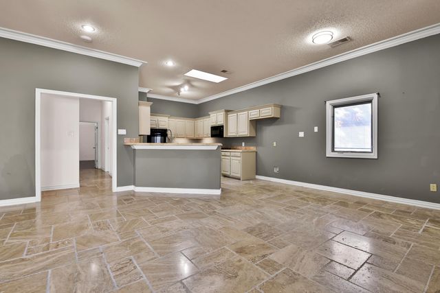 2622 Loyola Street, Lubbock, TX 79415