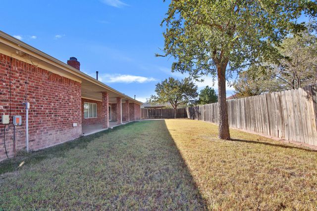 2622 Loyola Street, Lubbock, TX 79415