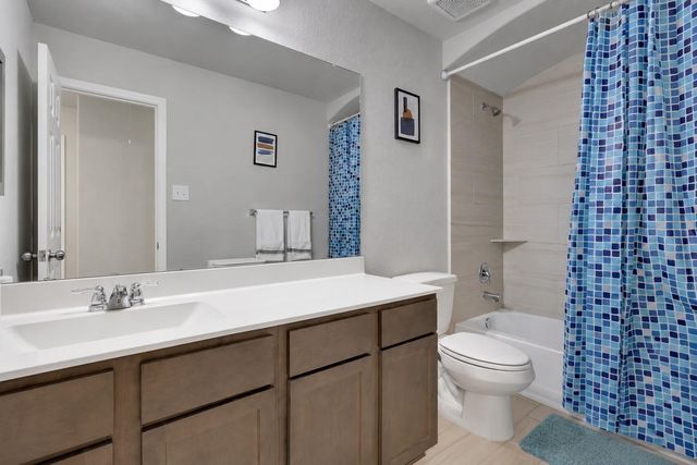 2642 Sunlit Meadow Trail, Fresno, TX 77545