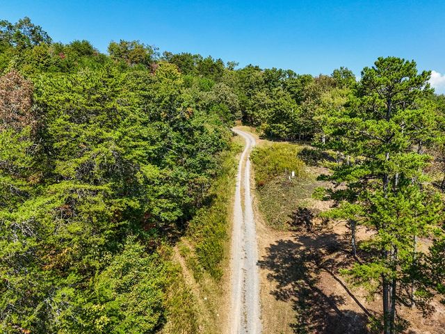 000 Mistletoe Ridge, Murphy, NC 28906