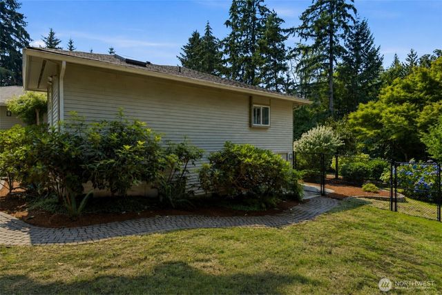 11308 67th Avenue Ct NW, Gig Harbor, WA 98332