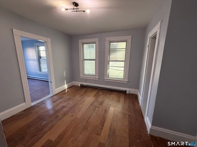 240 Madison Avenue 1, Bridgeport, CT 06604