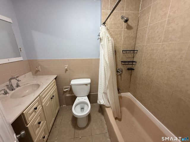 240 Madison Avenue 1, Bridgeport, CT 06604