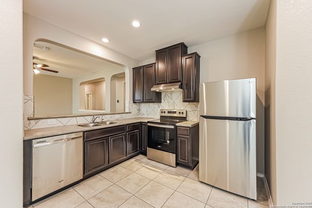 7106 Palomino Bay, San Antonio, TX 78252