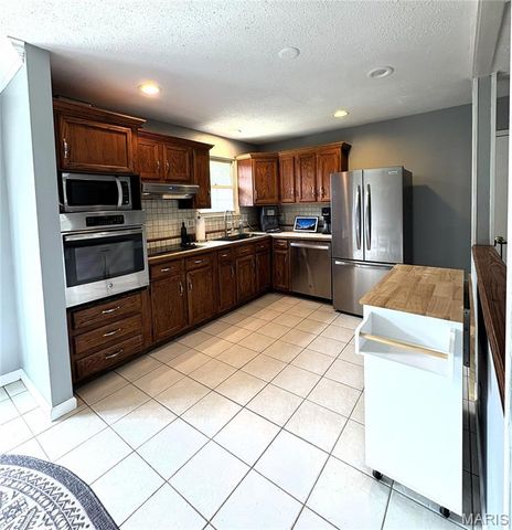 6344 Charlay Drive, Imperial, MO 63052