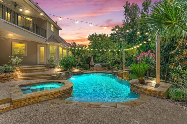 94 E Bracebridge Circle, The Woodlands, TX 77382