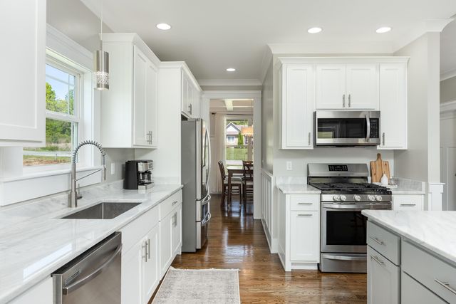 1164 Dreamfield Drive, Soddy Daisy, TN 37379