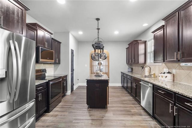 6648 Carriage Crossing Road, Hope Mills, NC 28348