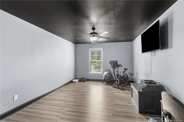 6648 Carriage Crossing Road, Hope Mills, NC 28348