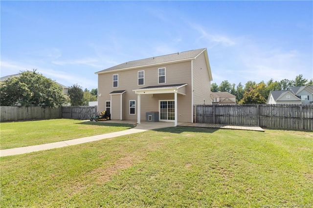 6648 Carriage Crossing Road, Hope Mills, NC 28348