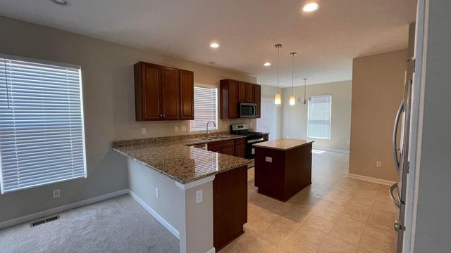 6613 Constitution Way, Powell, OH 43065