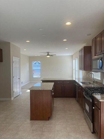 6613 Constitution Way, Powell, OH 43065