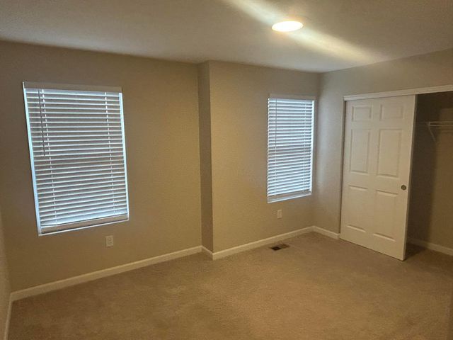 6613 Constitution Way, Powell, OH 43065