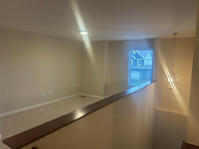 6613 Constitution Way, Powell, OH 43065