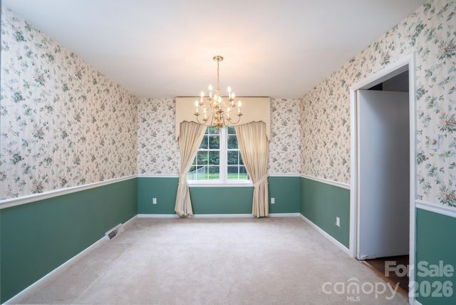 5742 faulconbridge Road, Charlotte, NC 28227