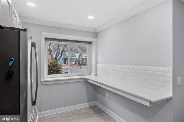 17 WINCHESTER DR, East Windsor, NJ 08520