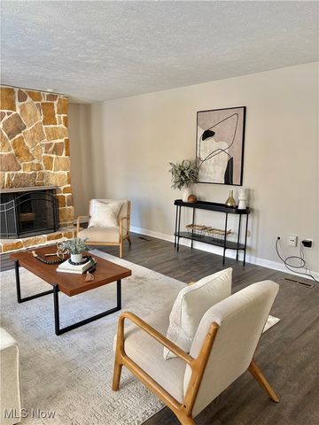 19341 Idlewood Trail, Strongsville, OH 44149