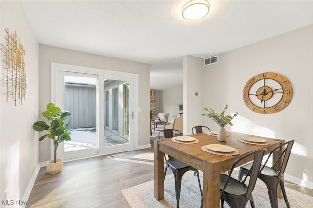 19341 Idlewood Trail, Strongsville, OH 44149