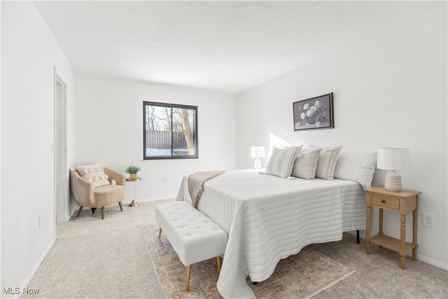 19341 Idlewood Trail, Strongsville, OH 44149