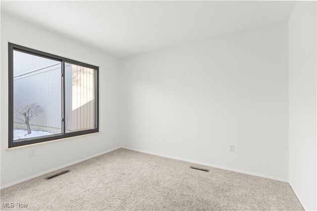 19341 Idlewood Trail, Strongsville, OH 44149