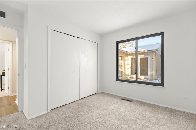 19341 Idlewood Trail, Strongsville, OH 44149