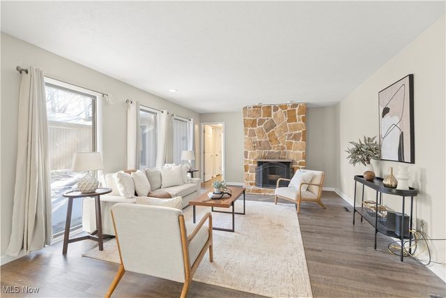 19341 Idlewood Trail, Strongsville, OH 44149