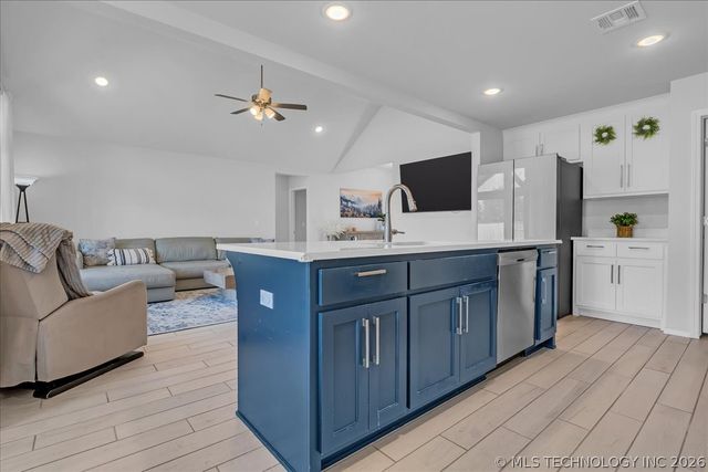 15502 S 34th East Avenue, Bixby, OK 74008