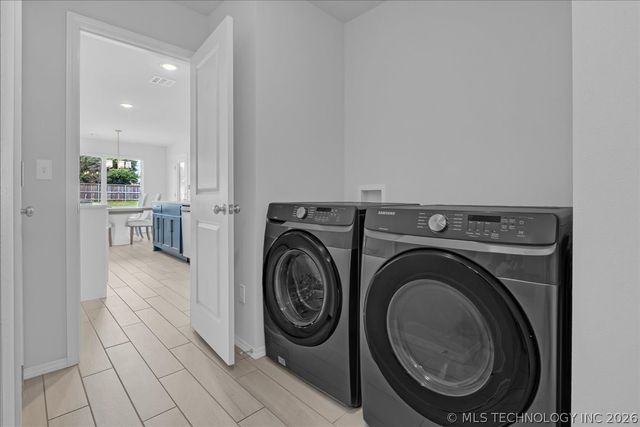 15502 S 34th East Avenue, Bixby, OK 74008