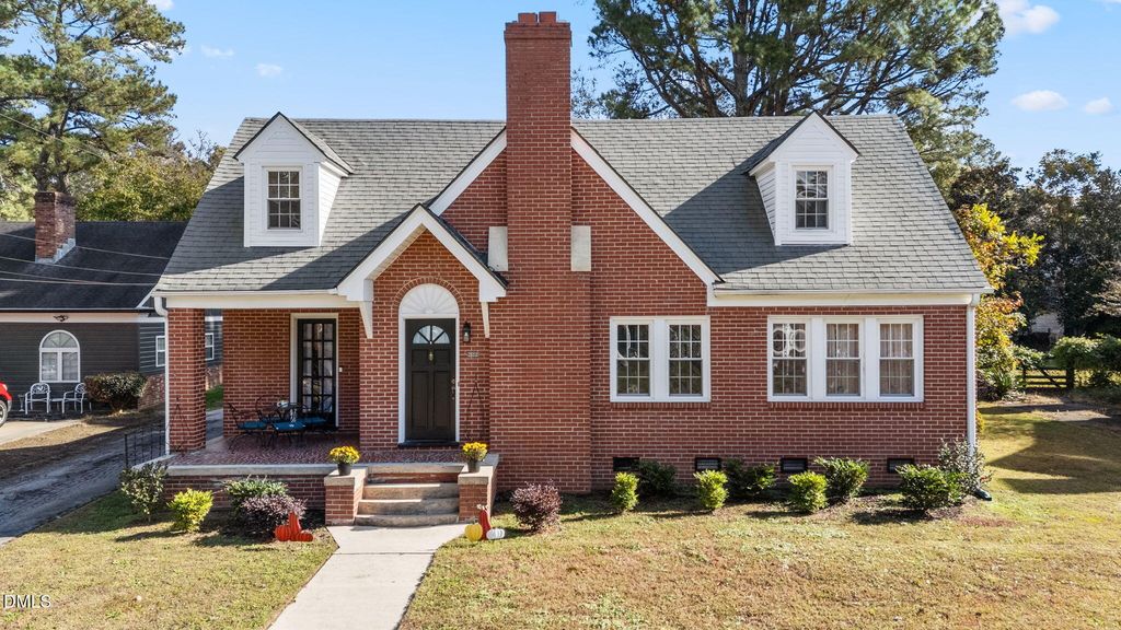 222 E Nash Street, Spring Hope, NC 27882