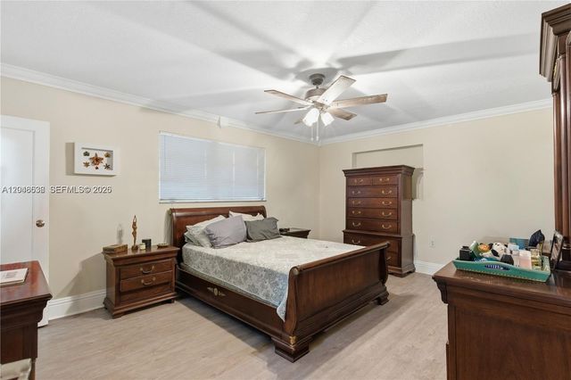 15490 SW 209th Ave, Miami, FL 33187