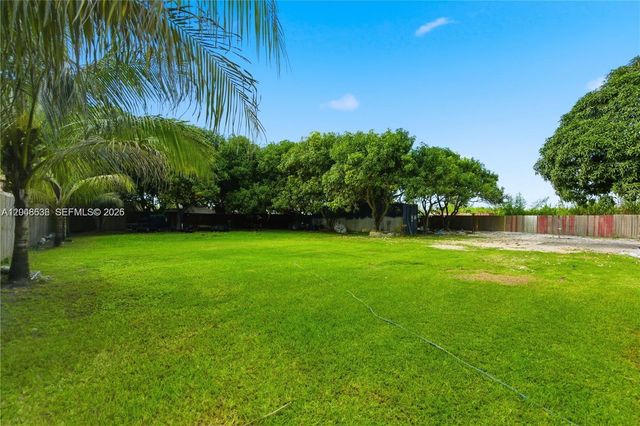 15490 SW 209th Ave, Miami, FL 33187