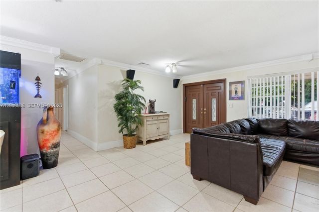 15490 SW 209th Ave, Miami, FL 33187