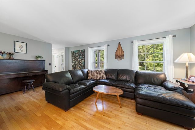 60 Prospect Street, Ipswich, MA 01938
