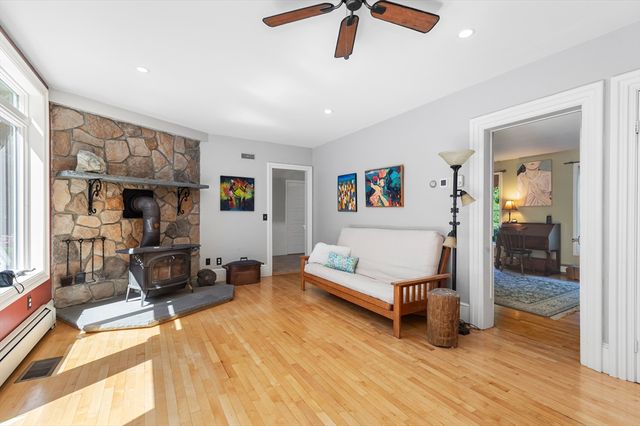 60 Prospect Street, Ipswich, MA 01938