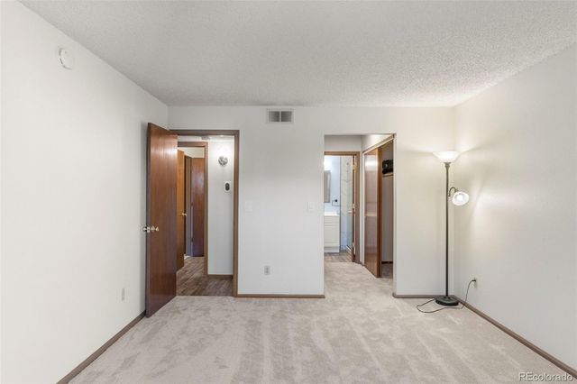 5702 W Asbury Place 102, Lakewood, CO 80227