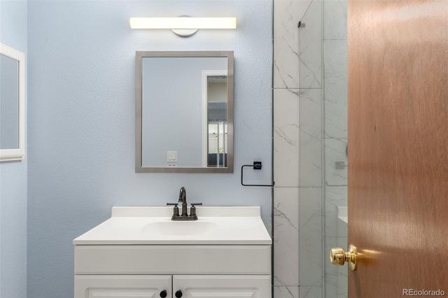 5702 W Asbury Place 102, Lakewood, CO 80227