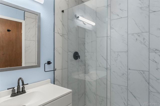 5702 W Asbury Place 102, Lakewood, CO 80227