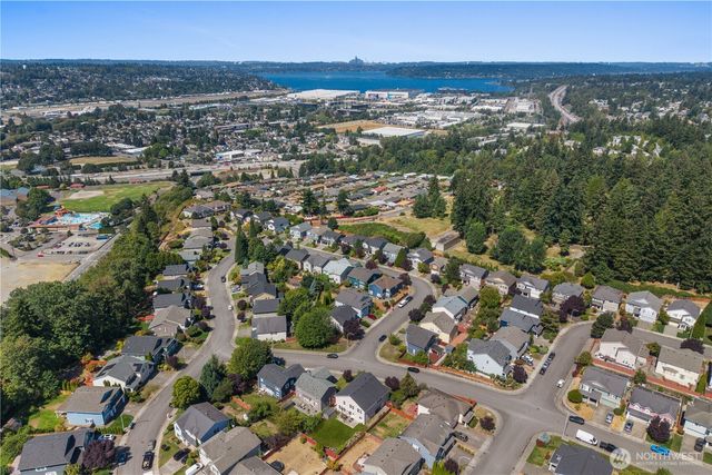 2229 SE 2nd Court, Renton, WA 98056