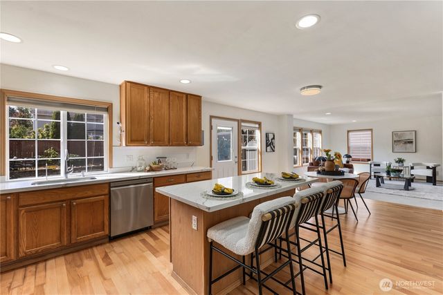2229 SE 2nd Court, Renton, WA 98056