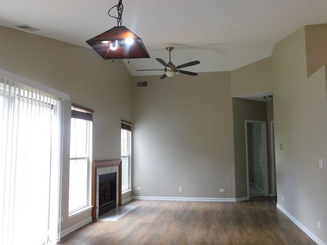 1060 Stillwater Road 0, Elgin, IL 60120